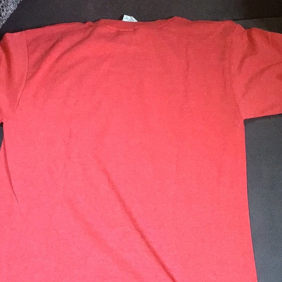 Activewear T-shirt- Size small - brand new and excellent quality - Picture 4 of 7